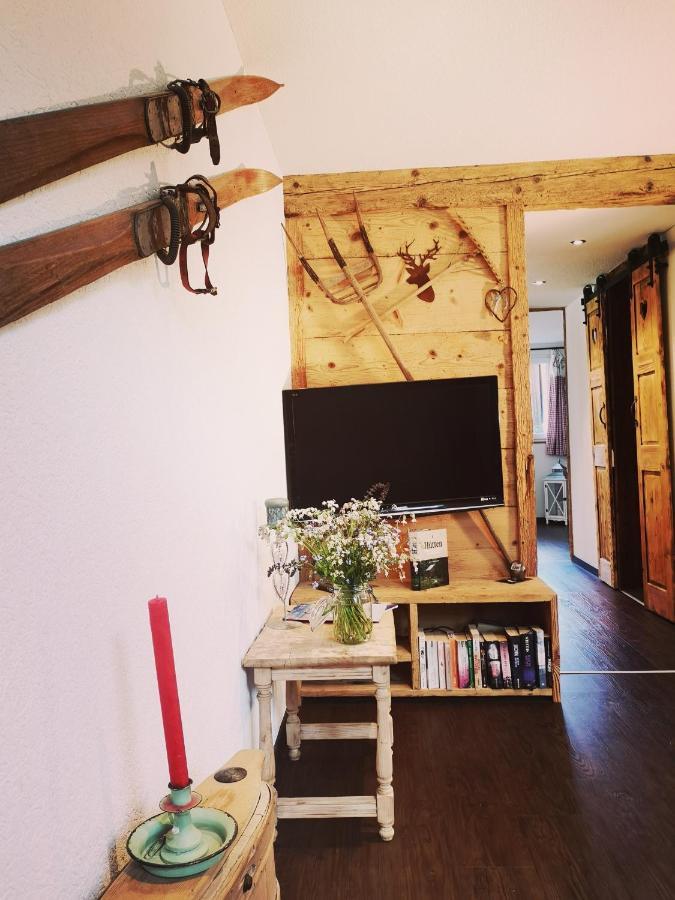 Urchige 2-Zimmerwohnung Matten  외부 사진